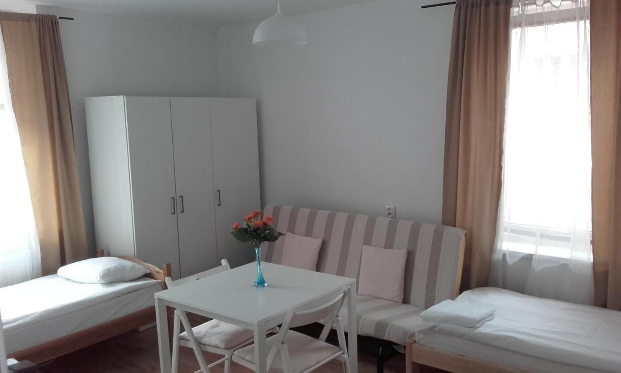 Apart & Hostel Guest Room Brendan *